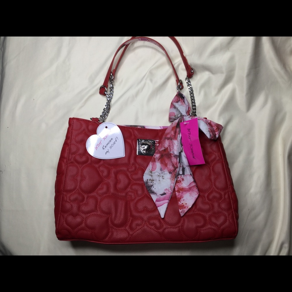 Betsey Johnson Red Heart Quilted Handbag & Scarf NWT - READ AD